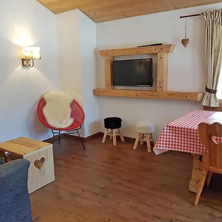 Heidi By Interhome جريندلوالد